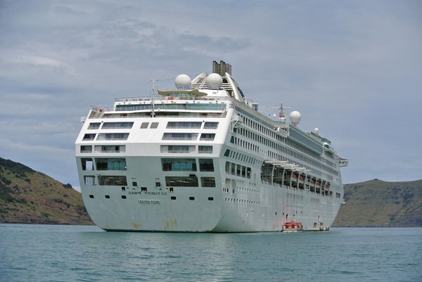 Comment organiser un camping pour une expédition de plongée sous glace en Antarctique?